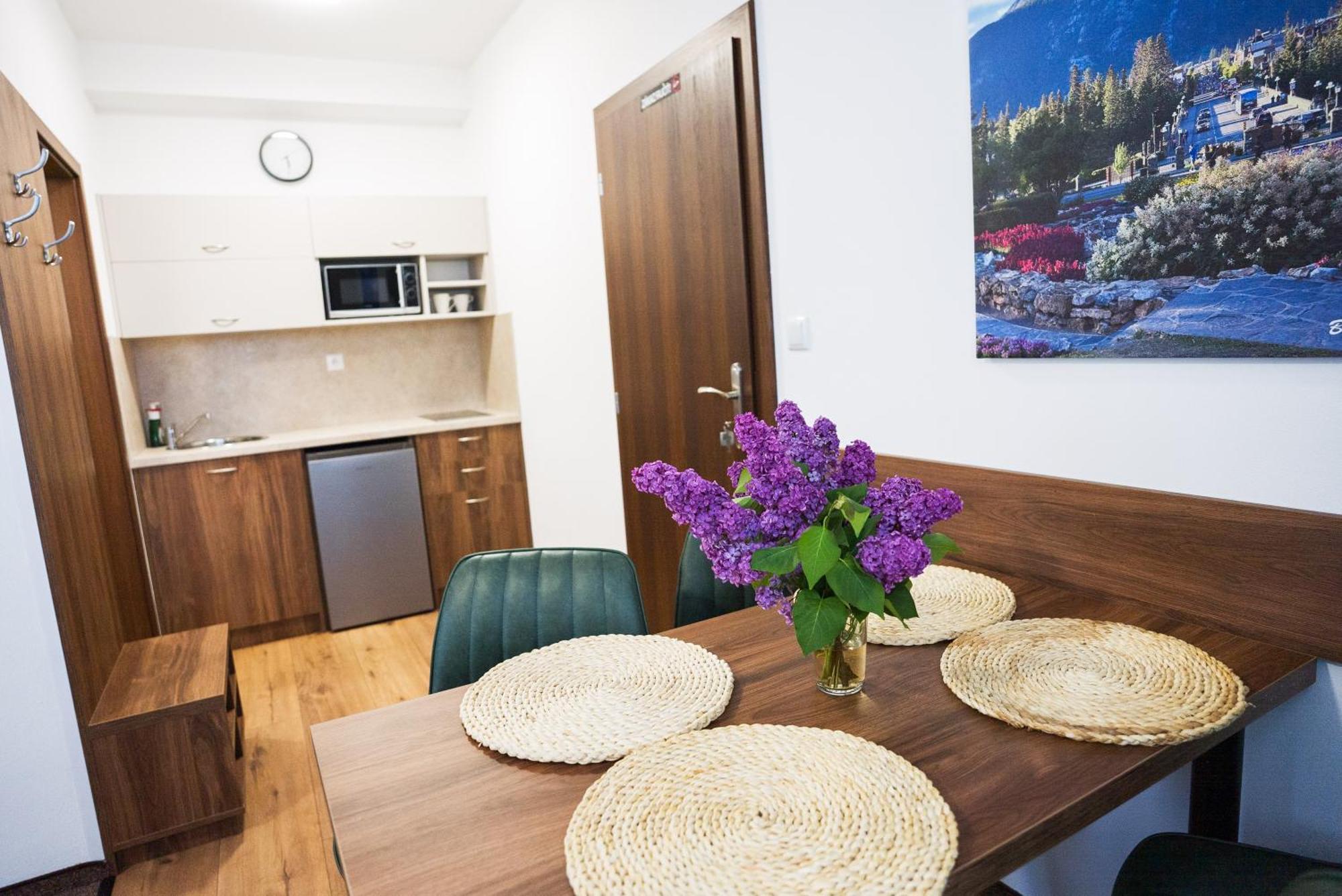 Apartmany Banff Bešeňová Buitenkant foto