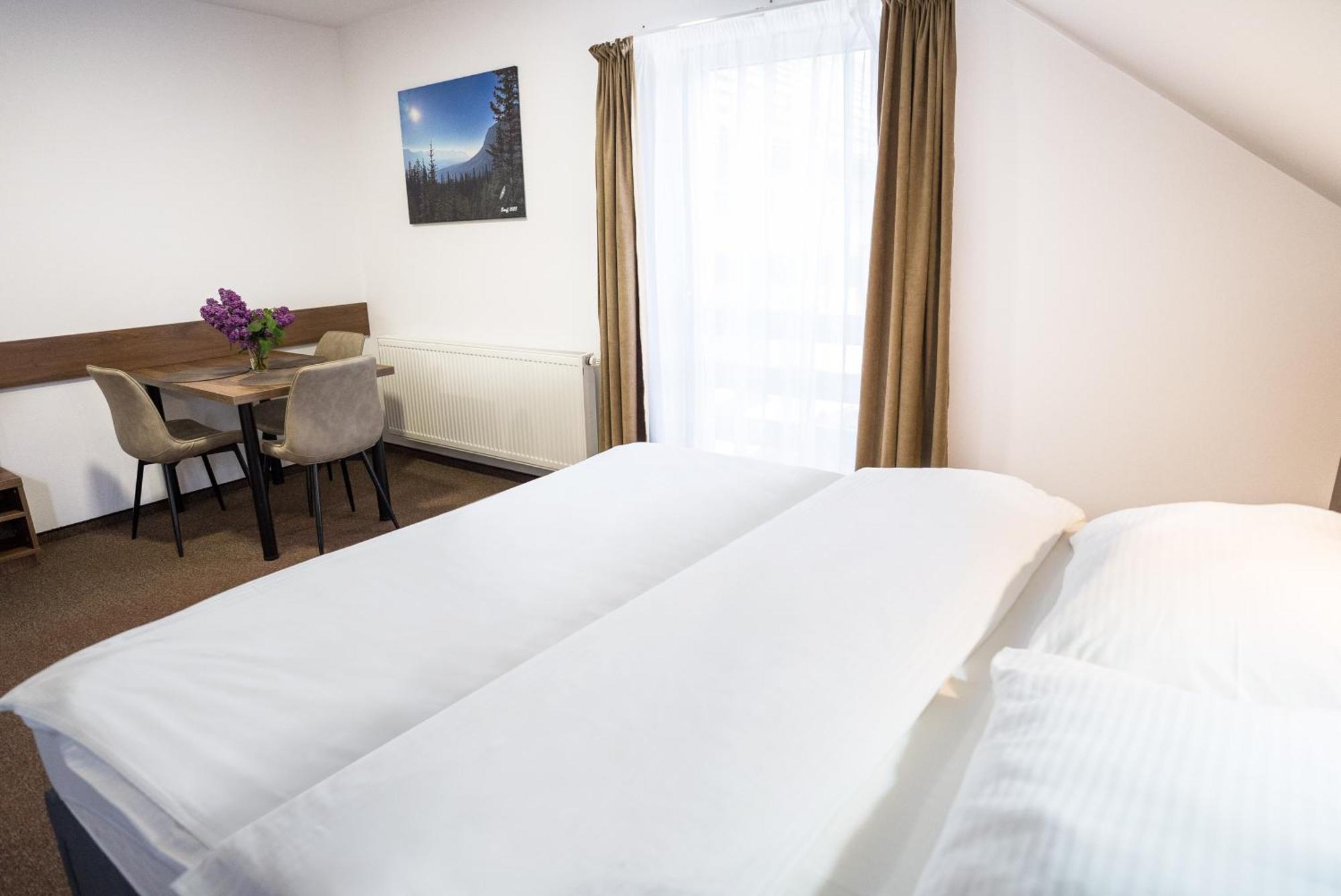 Apartmany Banff Bešeňová Buitenkant foto