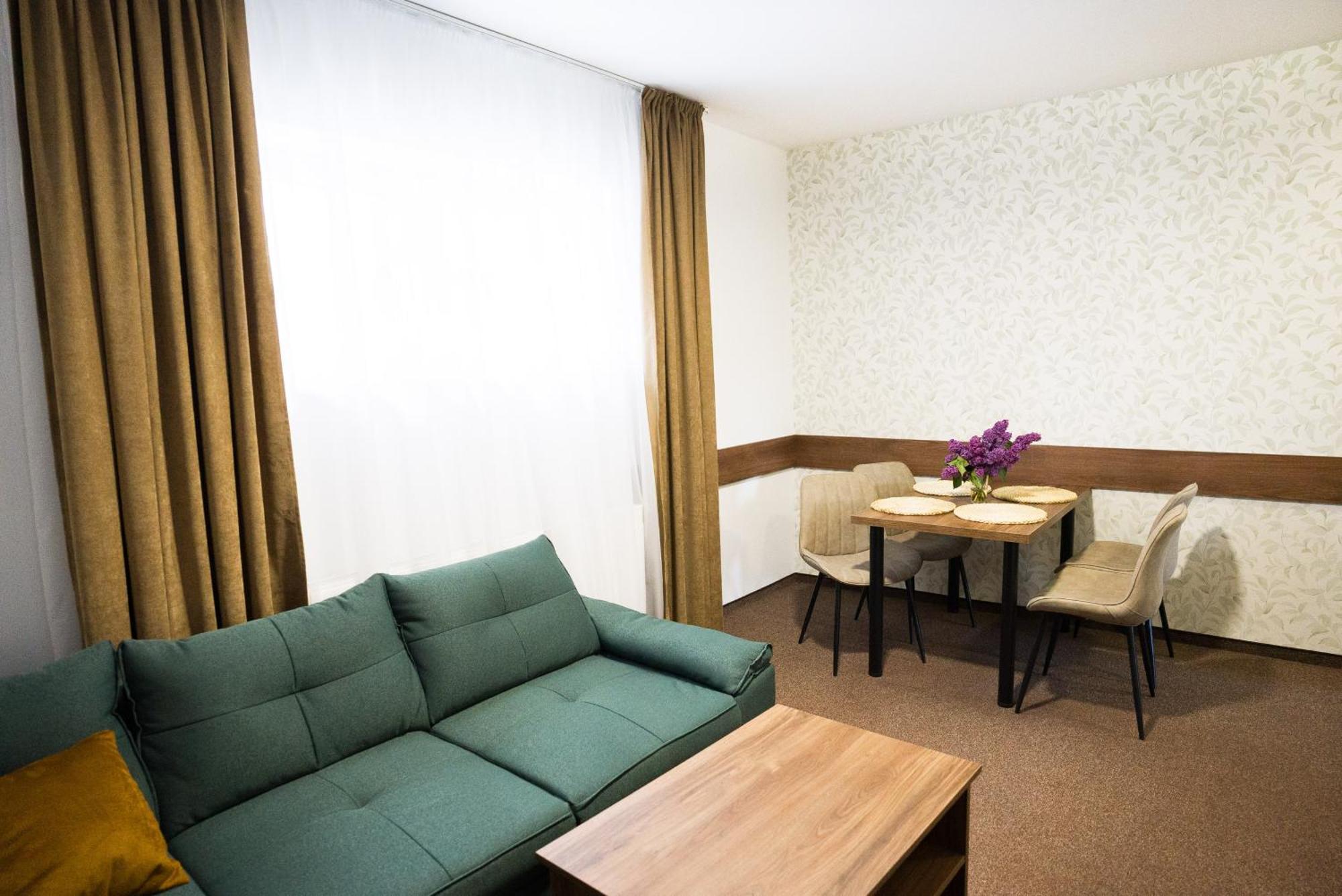 Apartmany Banff Bešeňová Buitenkant foto